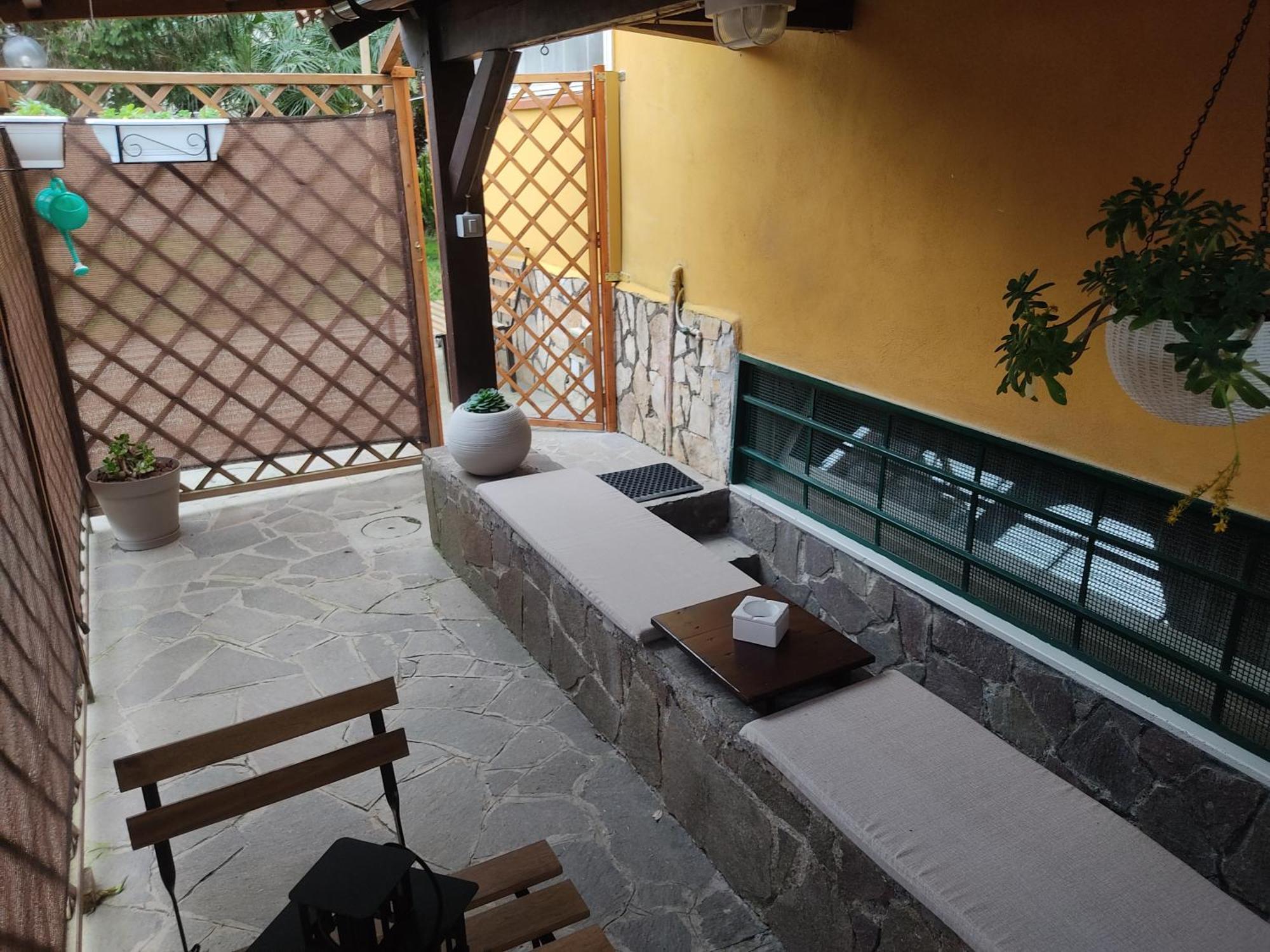 Sweethome Appartamento In Villa Privata Varcaturo Exterior foto